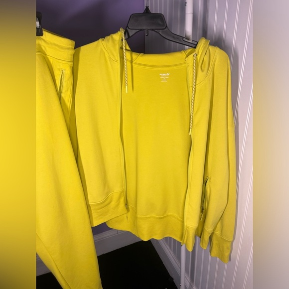 Old Navy Yellow Jumpsuit - Picture 4 of 6